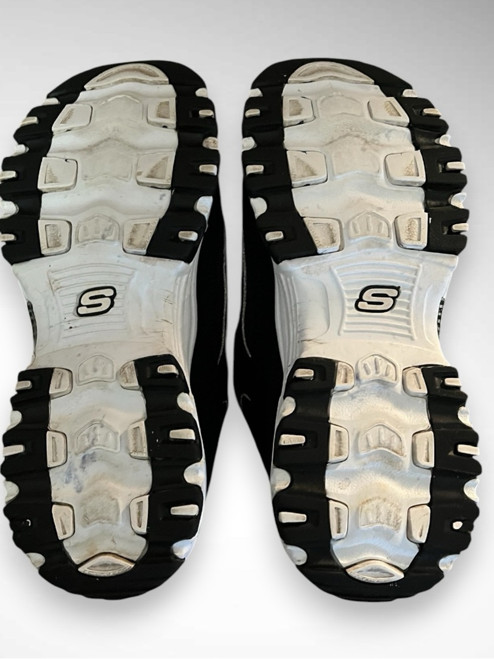 SKECHERS D'Lites Bright Blossoms Black Sneakers Floral‎ Embroidery Leather Upper - Picture 11 of 11